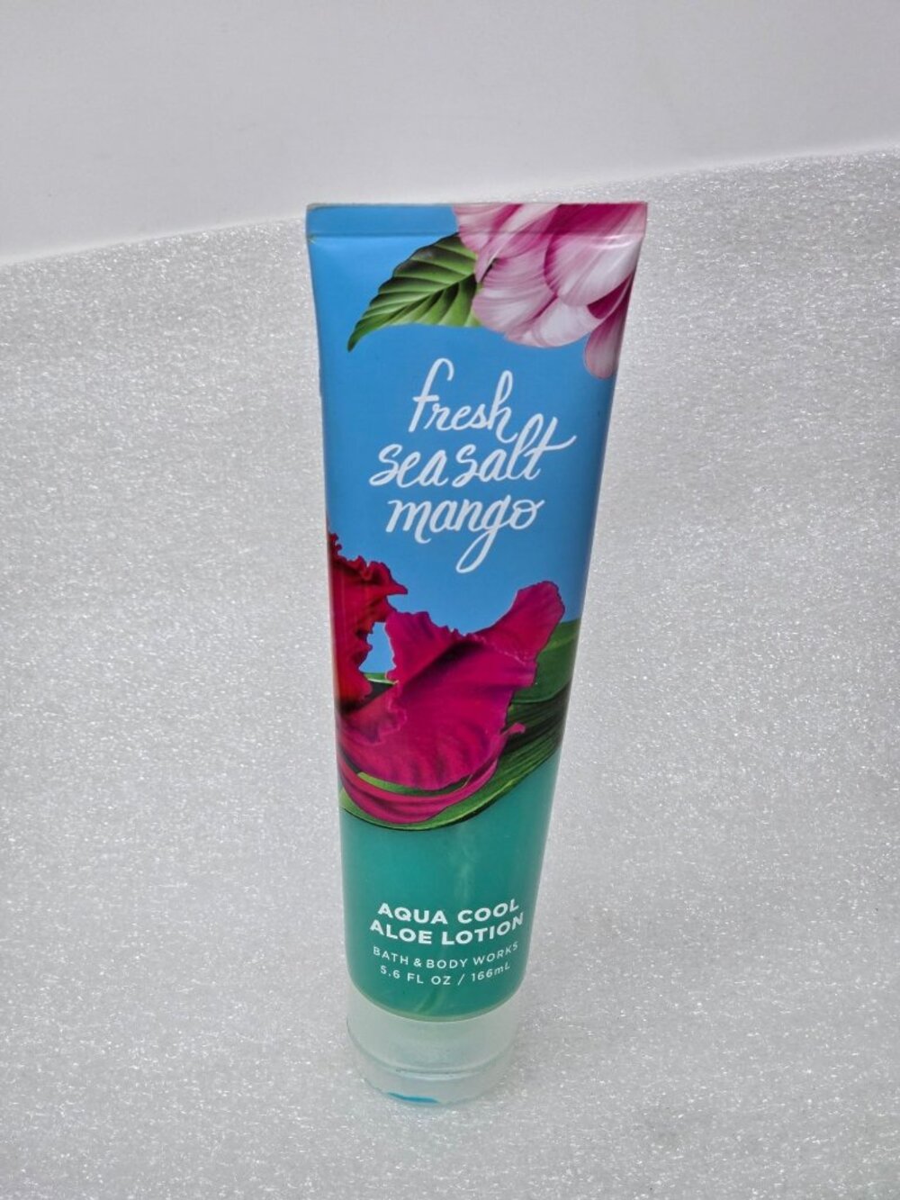 Fresh Sea Salt Mango Aqua Cool Aloe Lotion 5.6 Oz Bath & Body Works Moisturizing